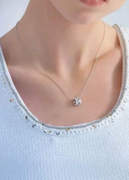 NICHE DESIGN COLLARBONE NECKLACE