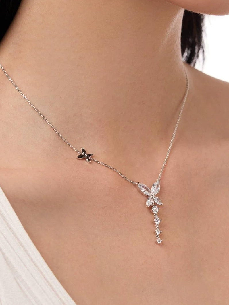 BUTTERFLY COLLARBONE NECKLACE