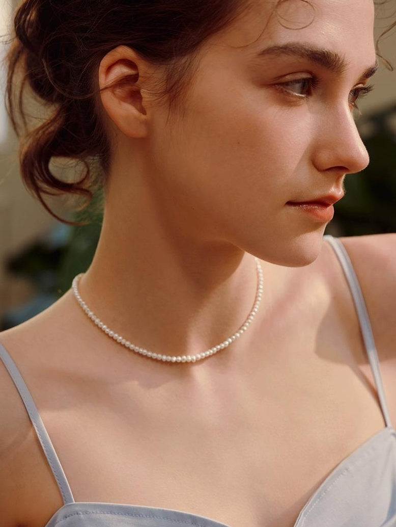 LUXURY PEARL STACKING NECKLACE