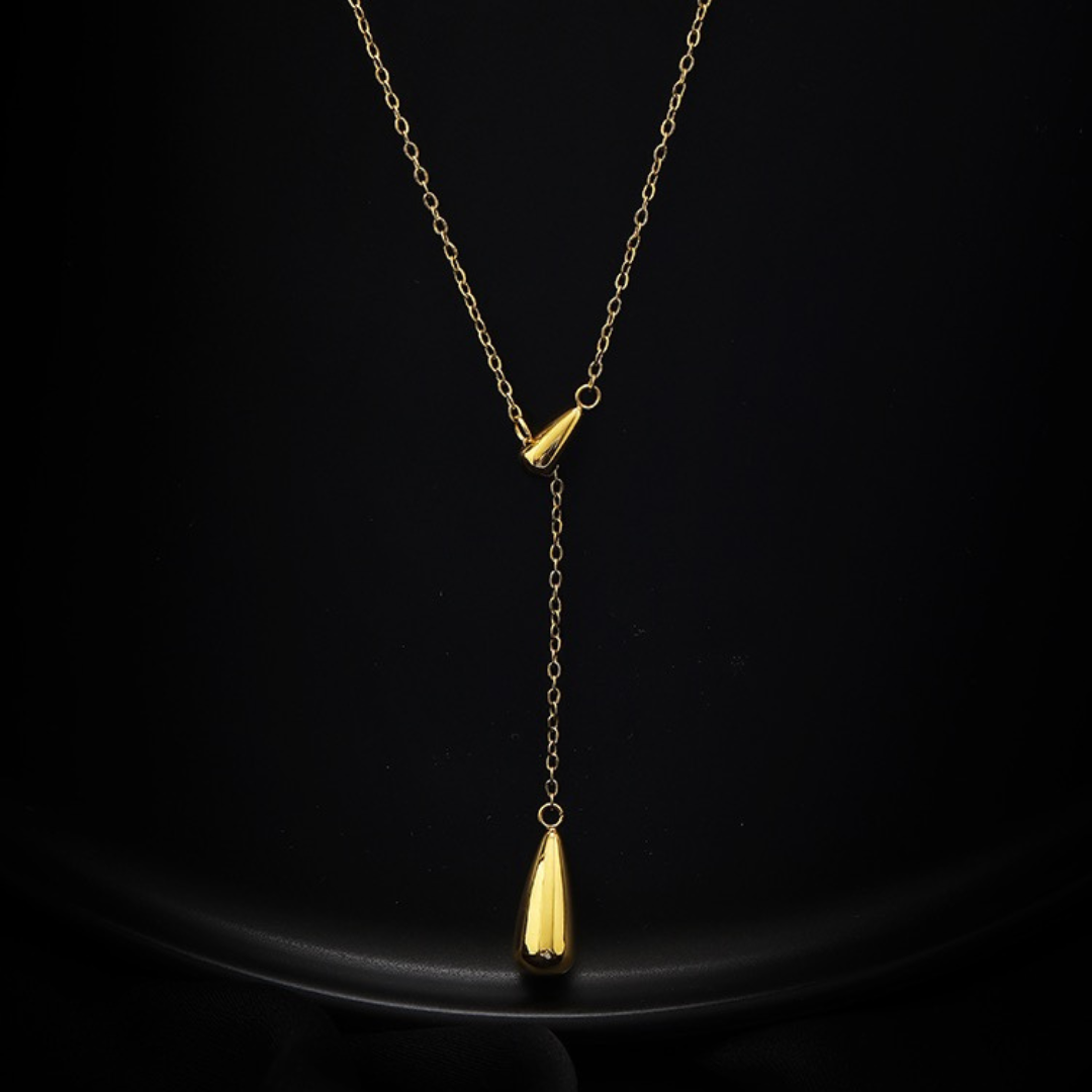 GOLD TEAR MOTIF NECKLACE