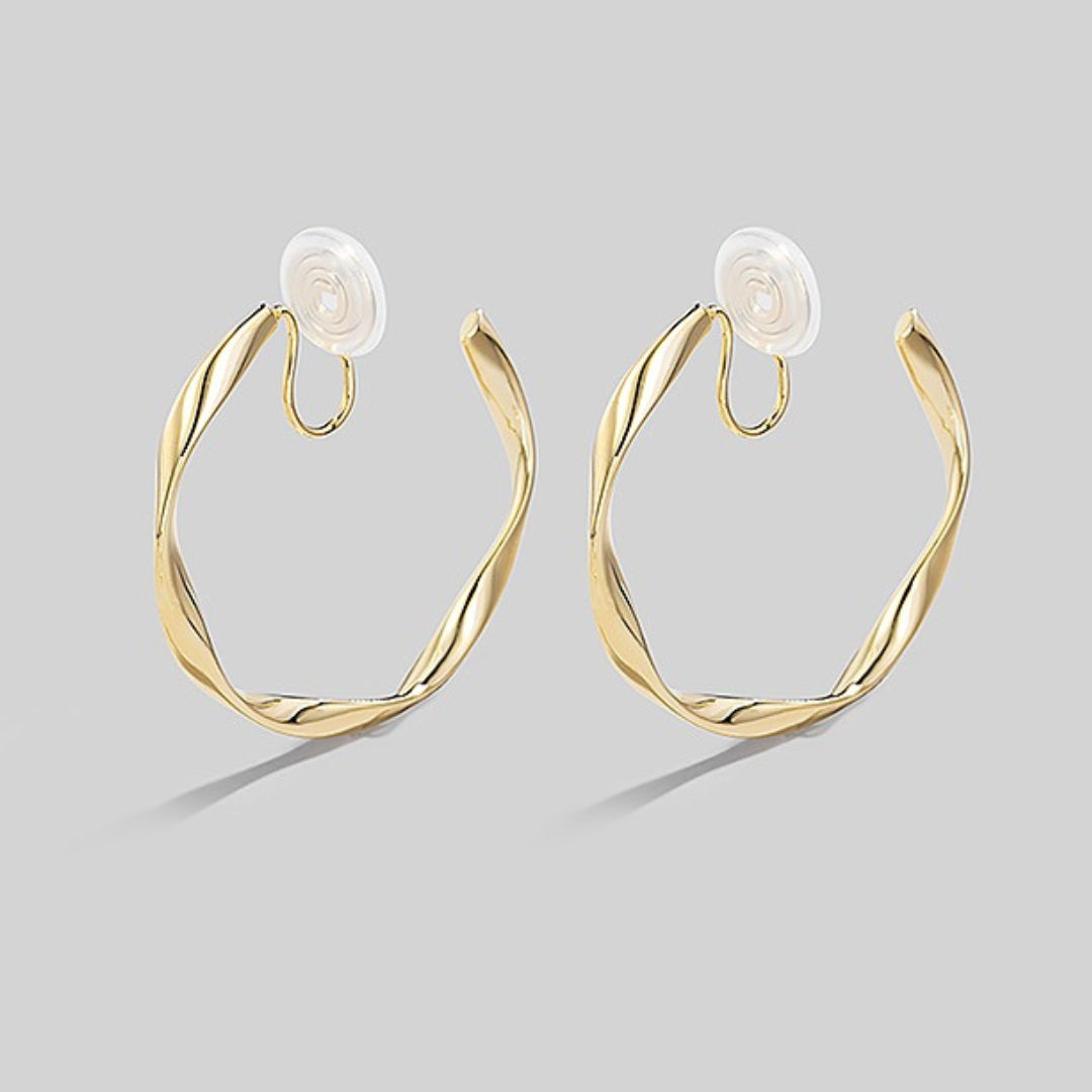 GOLD ANGULAR HOOP EARRING