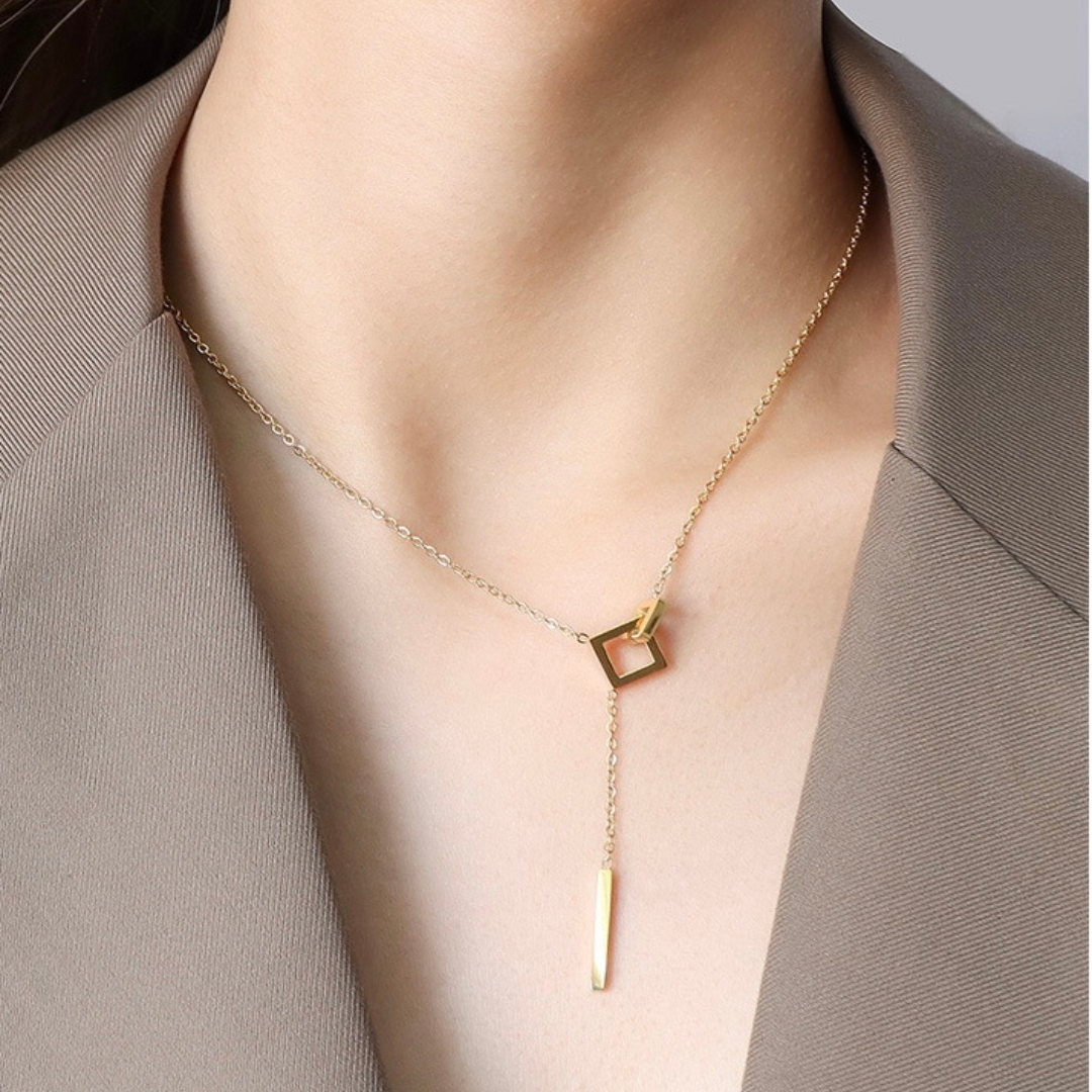 ELE SQUARE SYMBOL CROSS NECKLACE