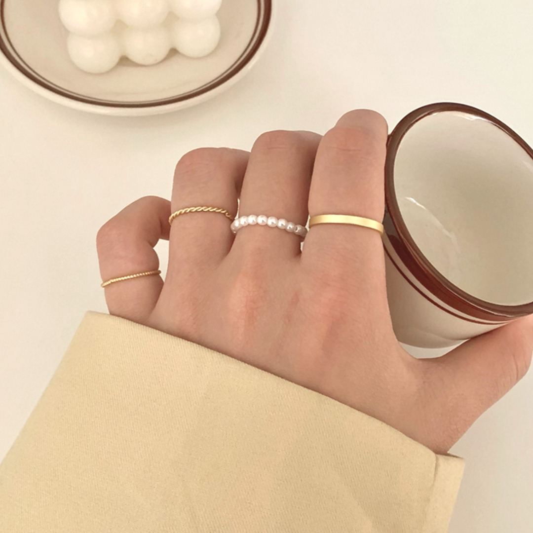 [Calma] GOLD &amp; PEARL RING SET (4-piece set)