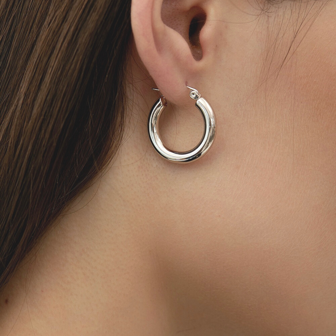 [La shiku] PLAIN HOOP PIERCE (2 colors)