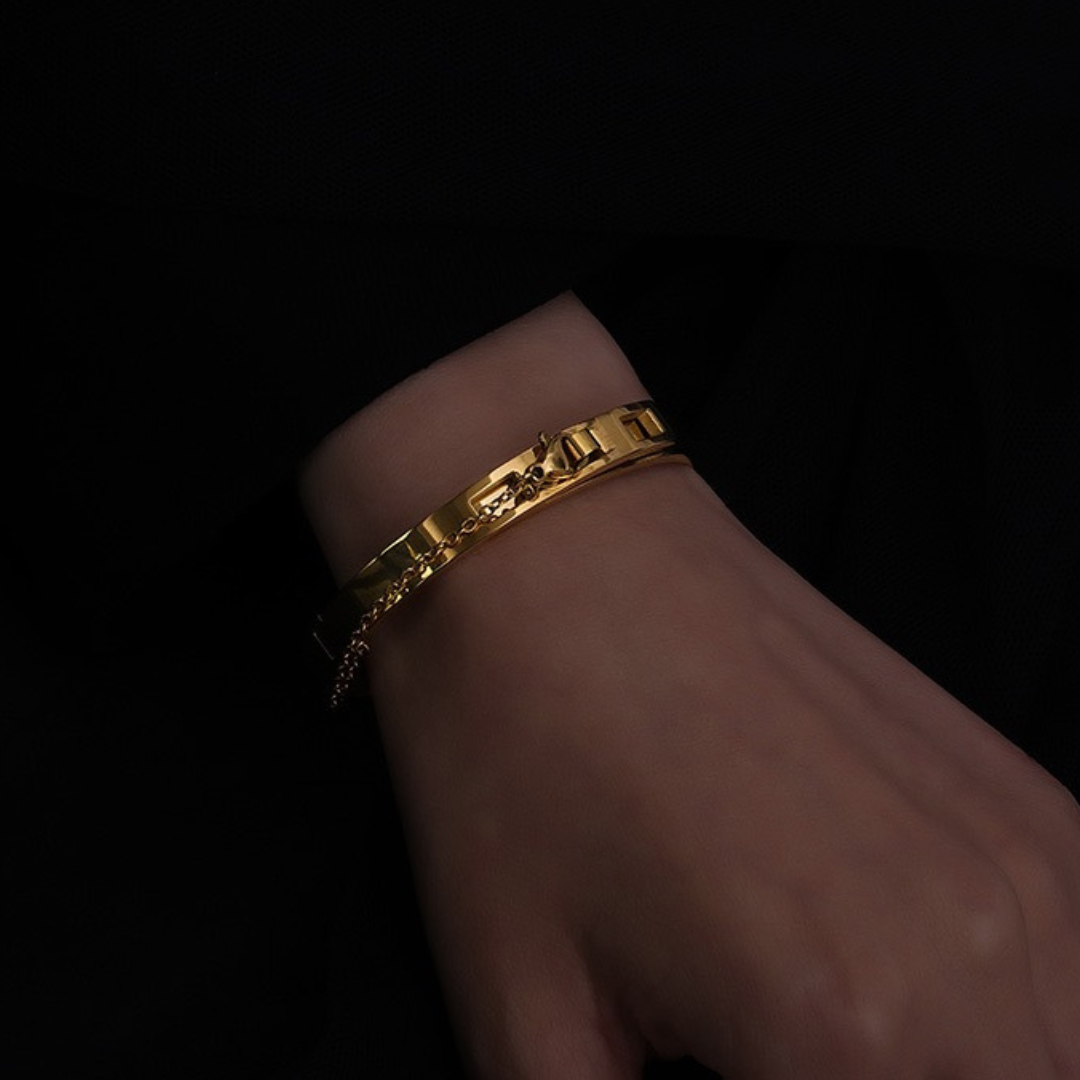 GOLD CHAIN ​​DESIGN BRACELET